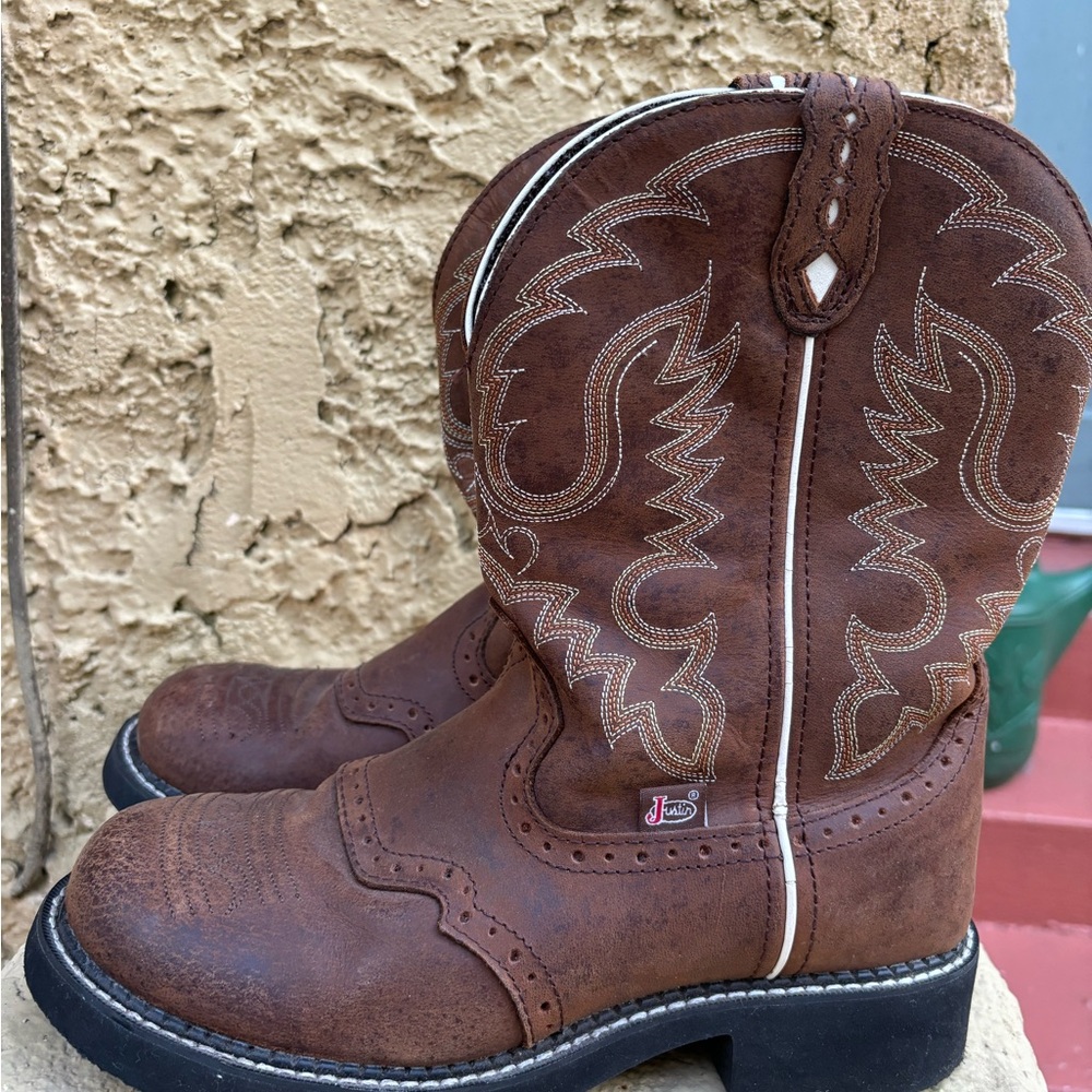 Justin boots